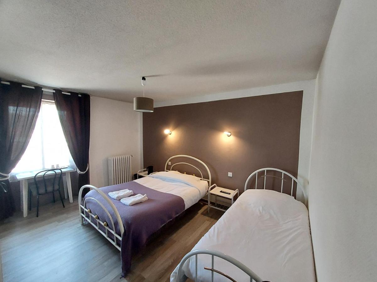 Hotel Le Comtois Saone Экстерьер фото